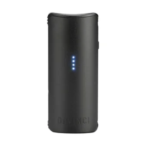 davinci miqro c black front view 576x@2x 1.webp